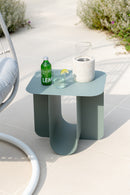 Table d'appoint carrée en métal vert