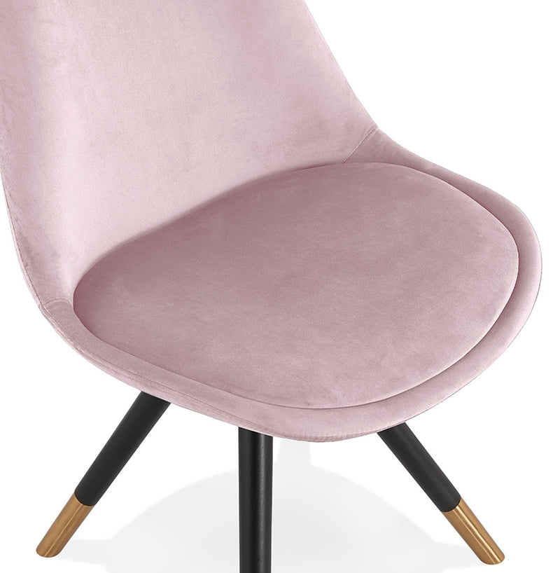 Design stoel 'HAMILTON' in roze fluweel en poten in zwart hout - Majorr