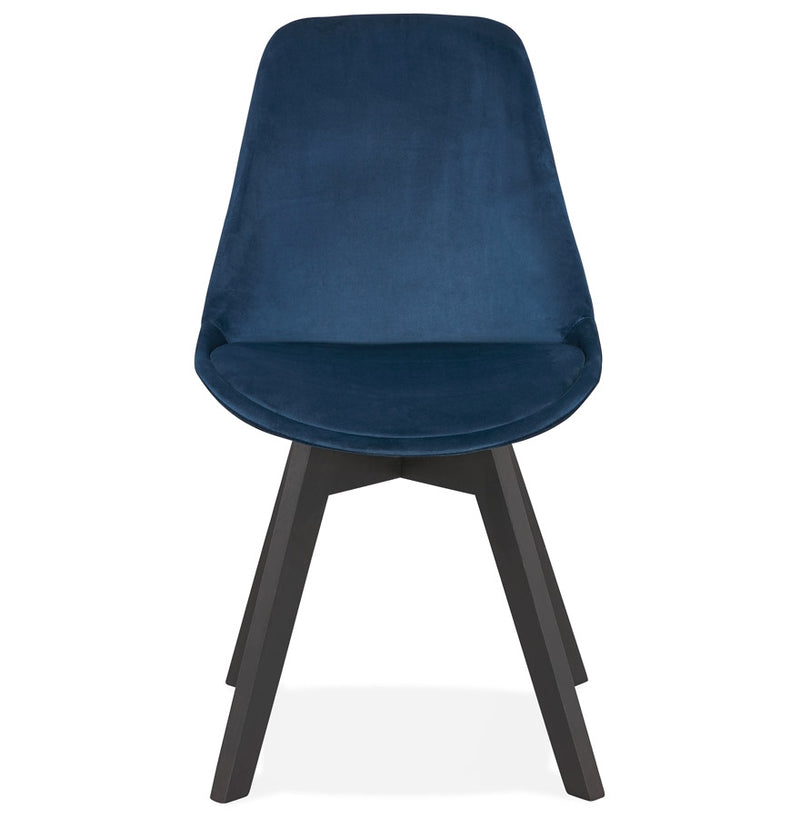 Stoel in blauw fluweel 'JOE' met structuur in zwart hout - Majorr