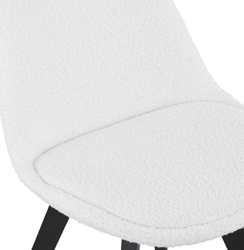 Design stoel 'LINETTE' van witte badstof met zwarte houten poten - Majorr