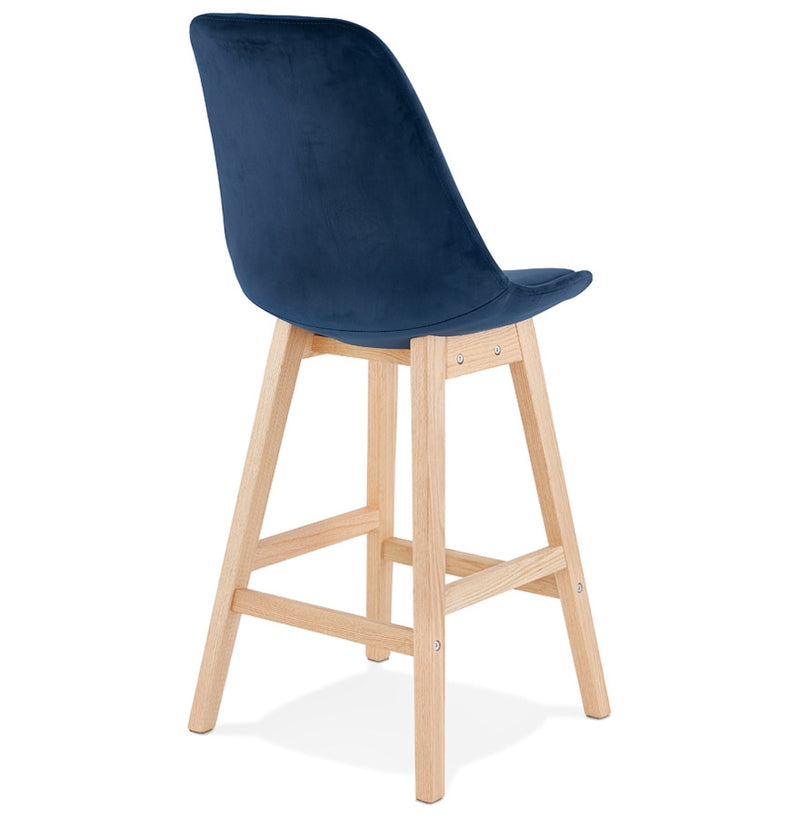 Halfhoge kruk 'MORISS MINI' in fluweel blauw met poten in natuurlijk hout - Majorr