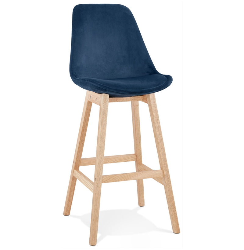 Barkruk 'MORISS' in blauw fluweel met poten in natuurlijk hout - Majorr