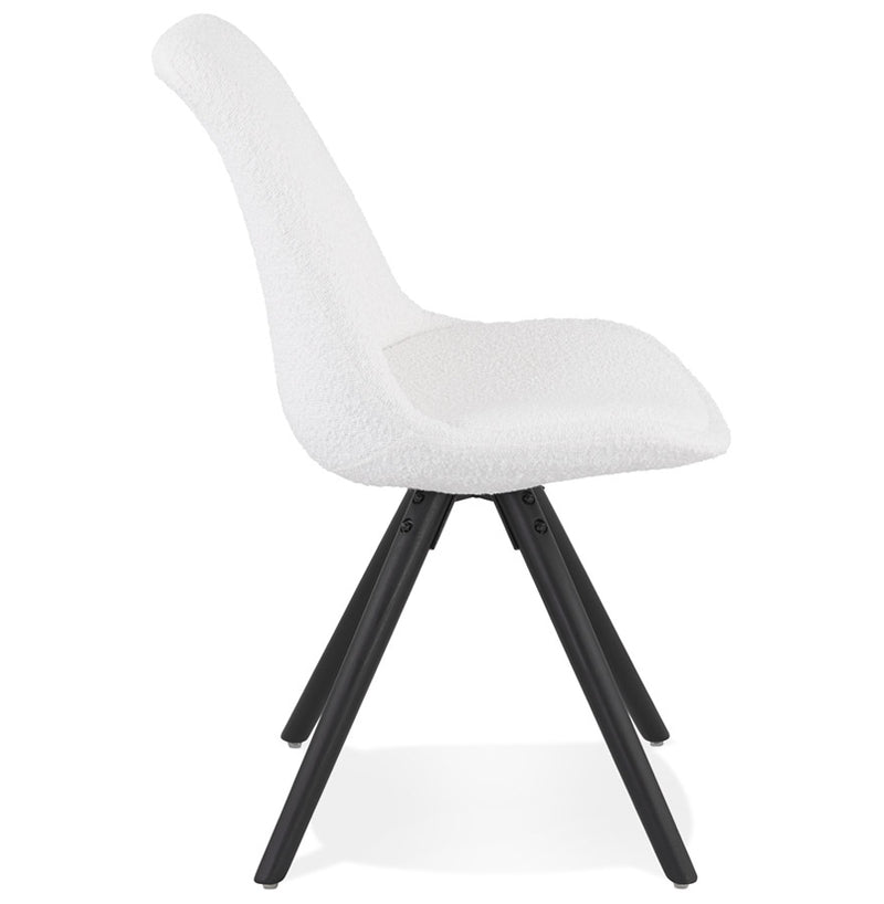 Design stoel 'VALENTINE' van witte badstof met zwarte houten poten - Majorr