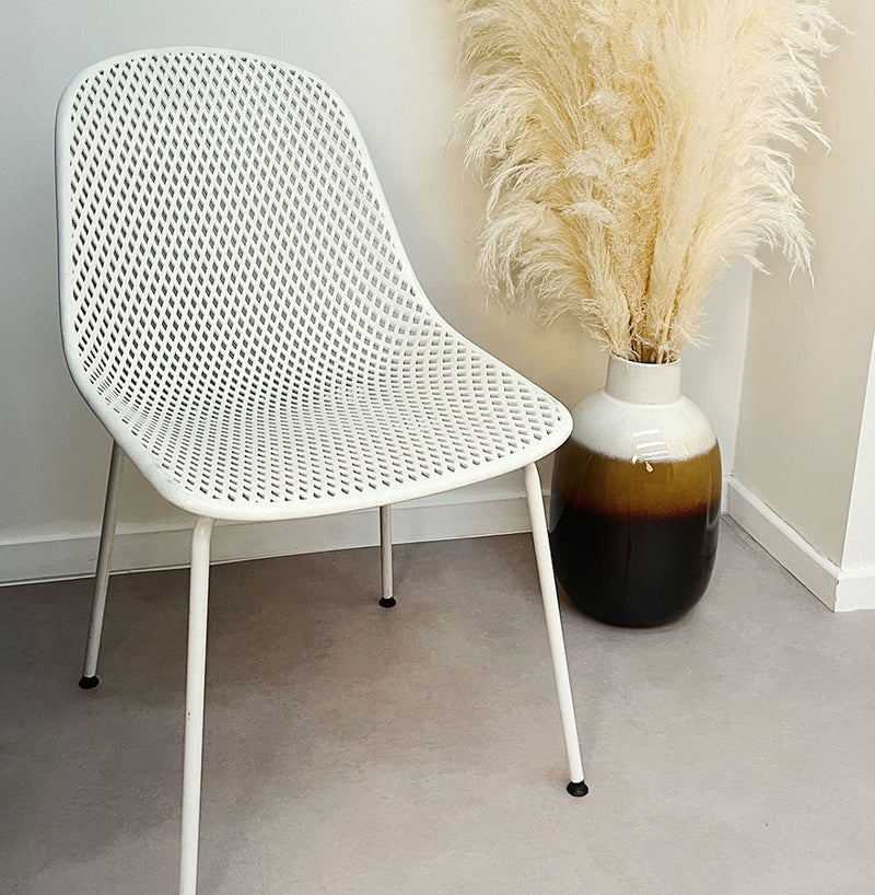 Witte geperforeerde design stoel 'VIKY' binnen/buiten - Majorr